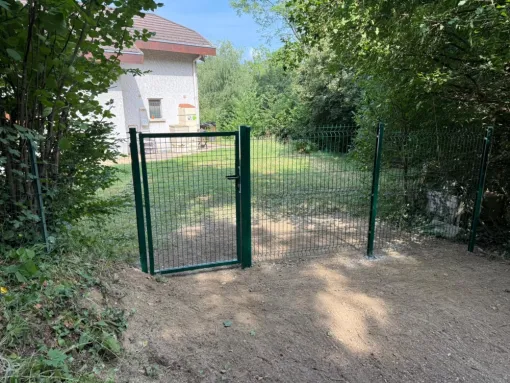 Création d'une clôture à Jarrie