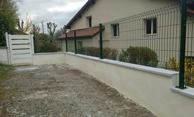 Après reprise muret de clôture
