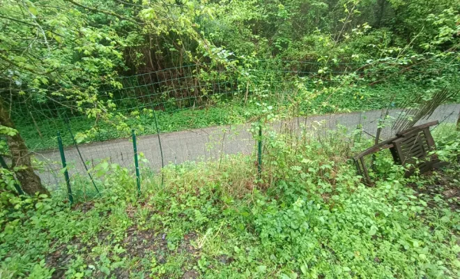 Création d'une clôture à Jarrie - Avant